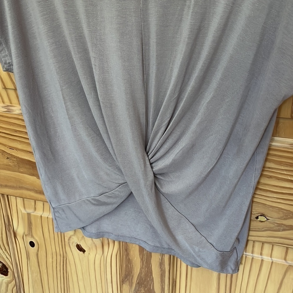 American Eagle Outfitters Twisted Front Top - Picture 3 of 7
